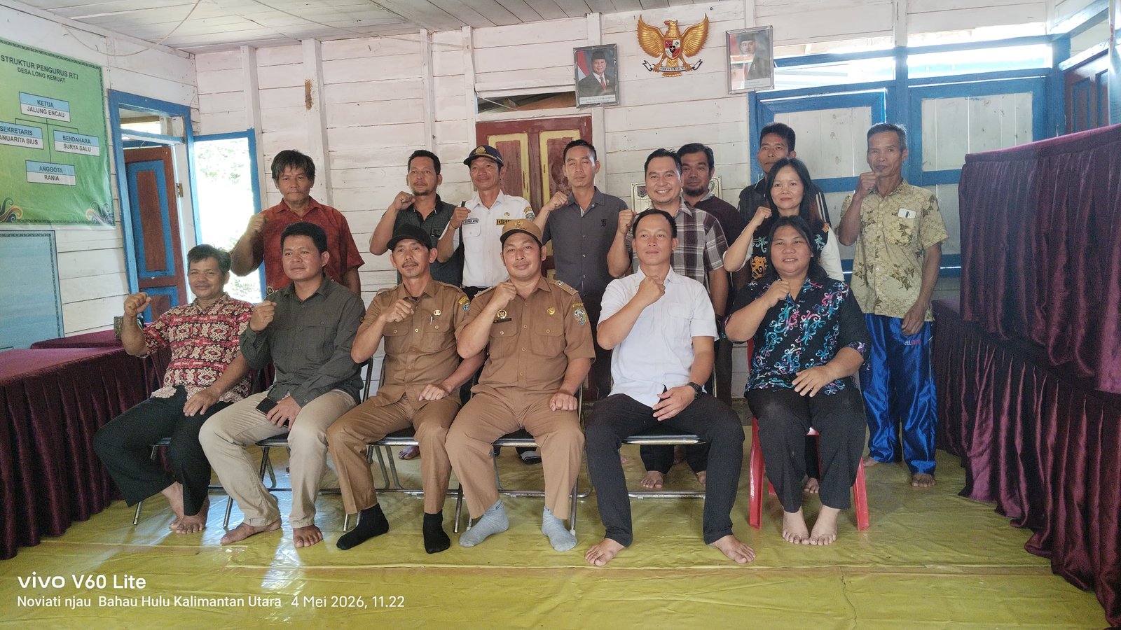 Penyampaian Visi-Misi Calon Ketua RT  Desa Long Kemuat Dilanjutkan pleno Penetapan Secara Aklamasi