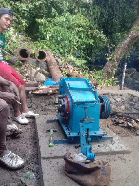 Pembangunan PLTMH Sungai Elan di Desa Long Kemuat